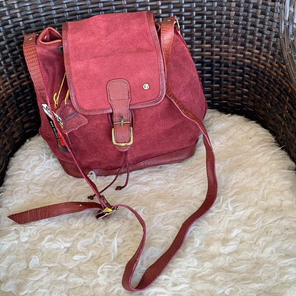 BPC Design Genuine Leather Shoulder Bag - Picture 5 of 16